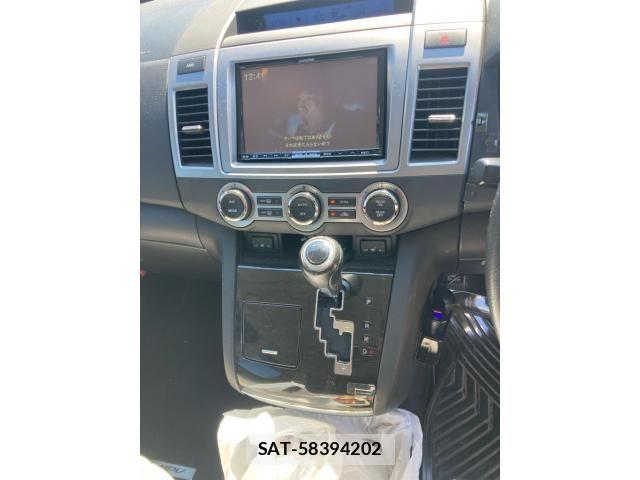 Mazda MPV 2012-09 8830582-22
