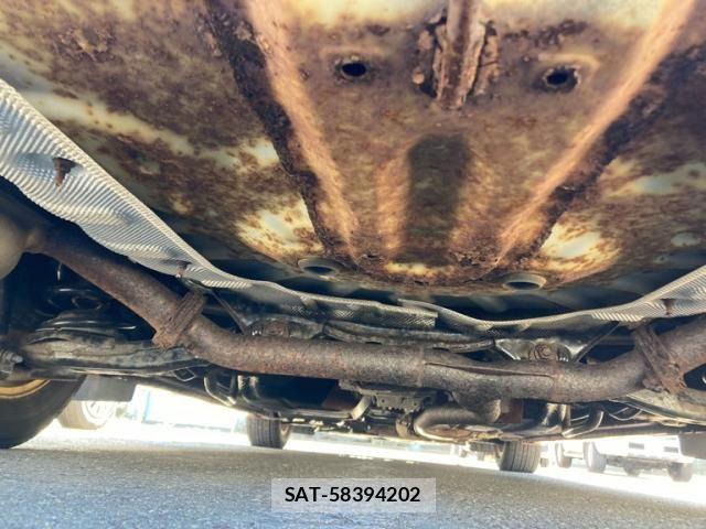 Mazda MPV 2012-09 8830582-7