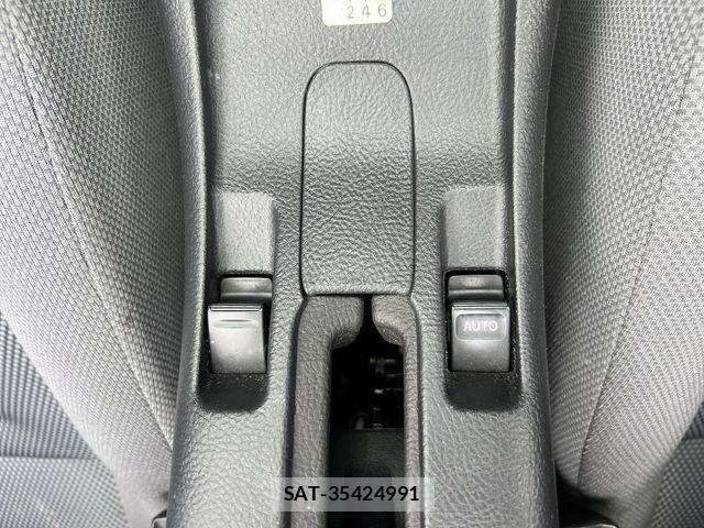Toyota MR-S 2002-12 1413690-16