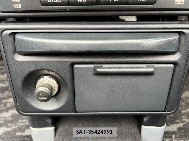 Toyota MR-S 2002-12 1413690-21