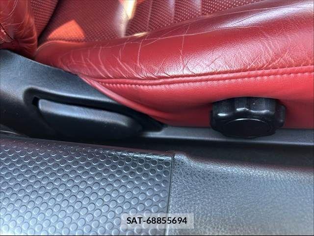 Toyota MR-S 2007-04 1717728-27