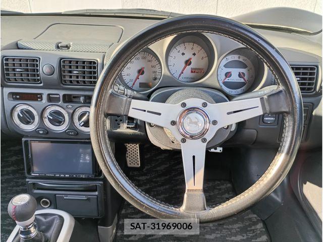 Toyota MR-S 2004-03 6677043-13
