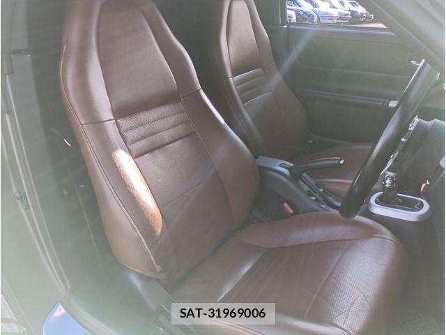 Toyota MR-S 2004-03 6677043-17