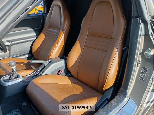 Toyota MR-S 2004-03 6677043-18