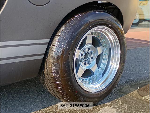 Toyota MR-S 2004-03 6677043-8