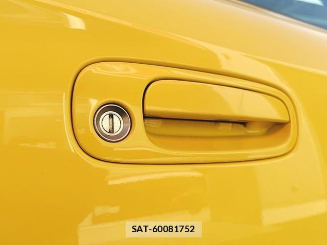 Toyota MR-S 2003-04 7222278-15