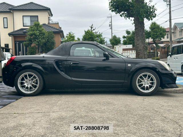 Toyota MR-S 2005-01 7358913-12