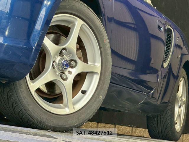 Toyota MR-S 2002-04 7358914-17