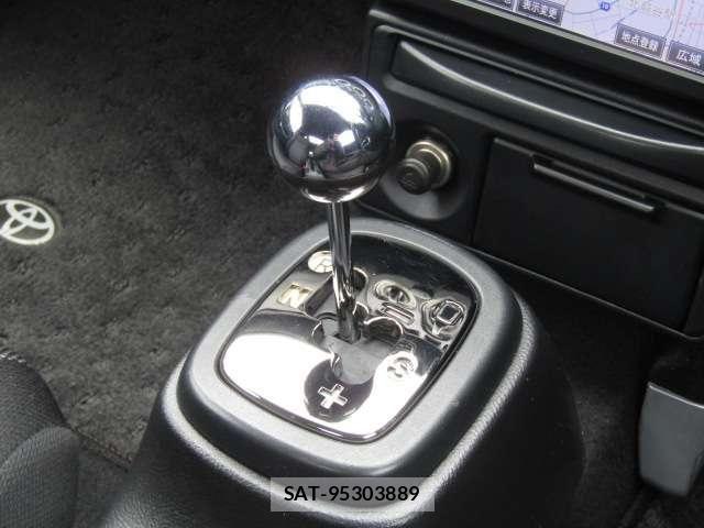 Toyota MR-S 2006-11 7501731-3