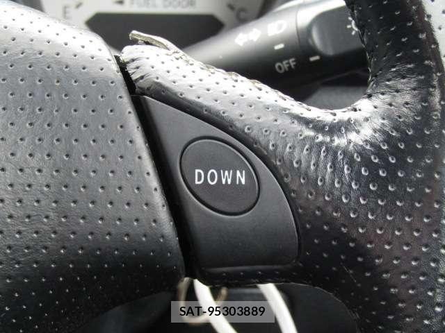 Toyota MR-S 2006-11 7501731-5
