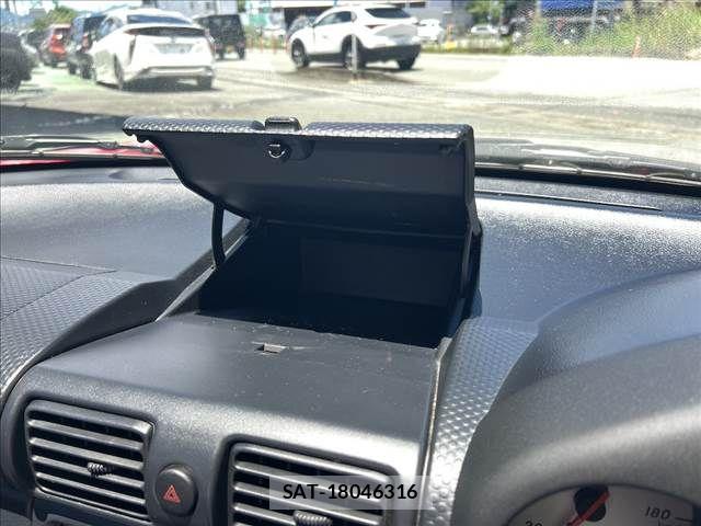 Toyota MR-S 1999-10 8036975-16