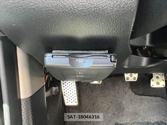 Toyota MR-S 1999-10 8036975-19