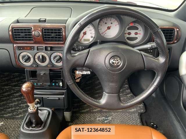 Toyota MR-S 2000-09 8074756-15