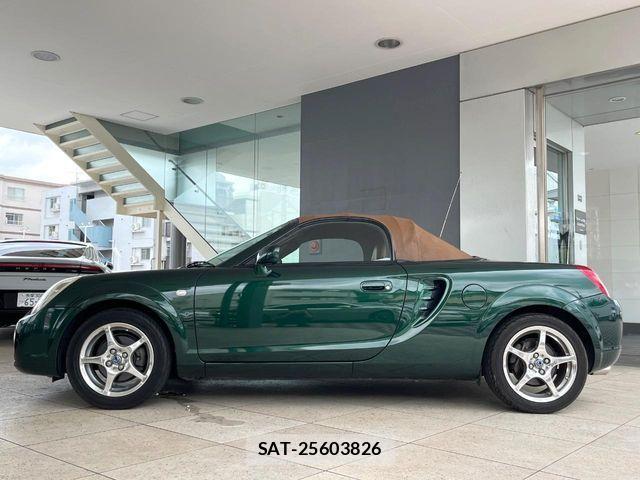 Toyota MR-S 2003-06 8208901-19