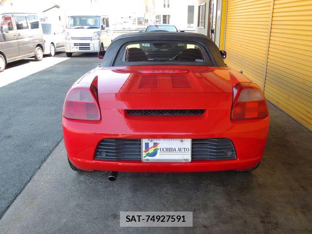 Toyota MR-S 2002-03 8660441-10