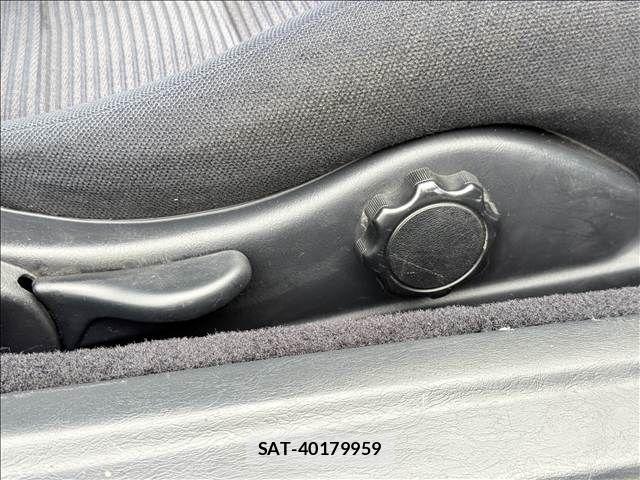 Toyota MR2 1991-08 7726167-14