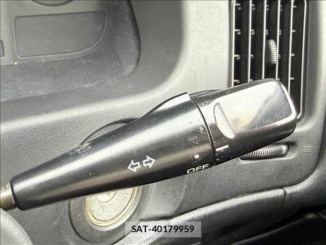 Toyota MR2 1991-08 7726167-26