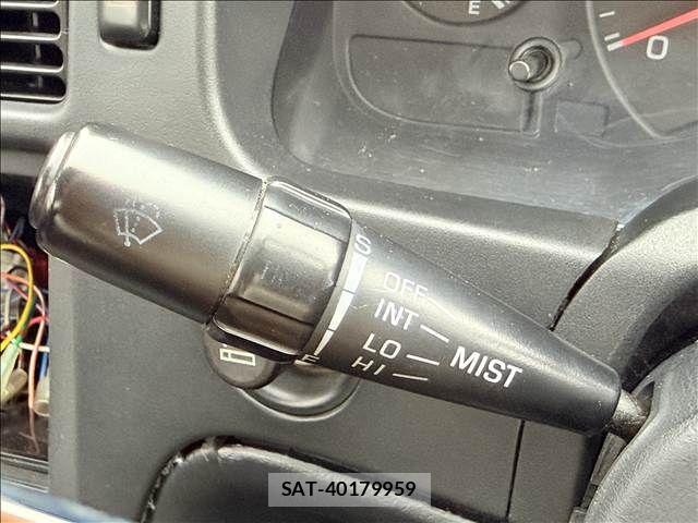 Toyota MR2 1991-08 7726167-27