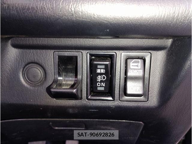Toyota MR2 1990-10 8100625-15