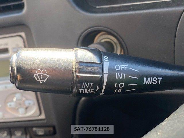 Toyota MR2 1996-04 8880998-17