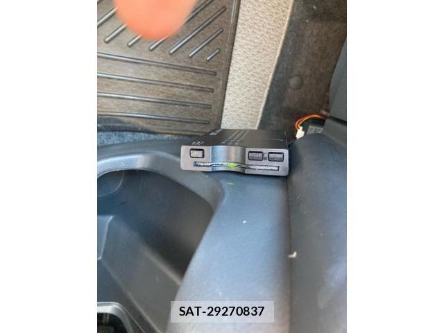 Suzuki MR WAGON 2013-09 6613476-20