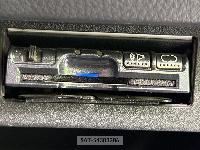 Suzuki MR WAGON 2013-02 6909584-4