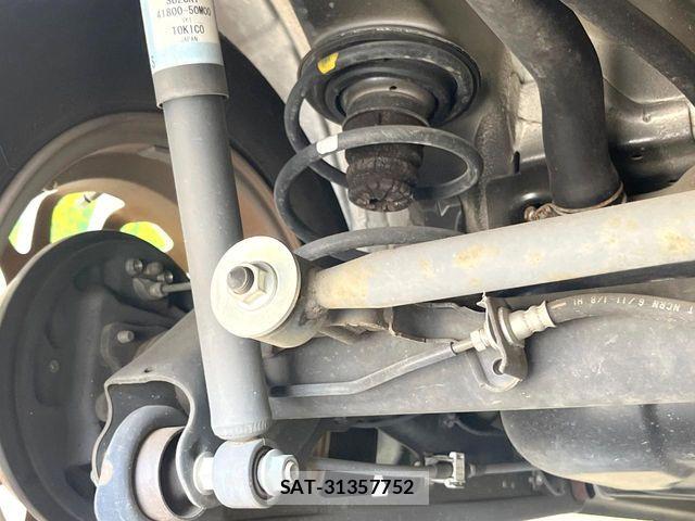 Suzuki MR WAGON 2012-04 6996016-18
