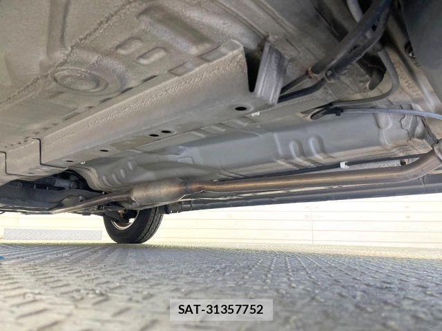 Suzuki MR WAGON 2012-04 6996016-19