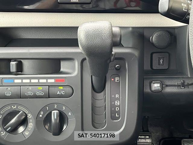 Suzuki MR WAGON 2015-01 7222269-19