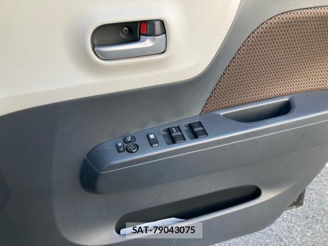 Suzuki MR WAGON 2014-05 7251647-18