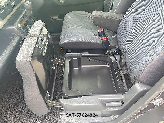 Suzuki MR WAGON 2013-03 7250108-21