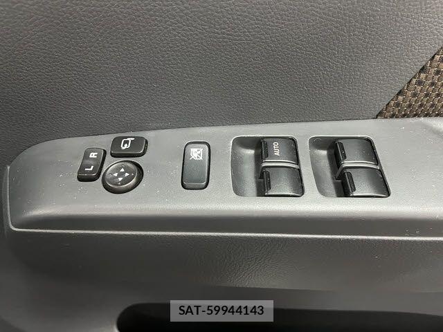 Suzuki MR WAGON 2011-08 7328643-16
