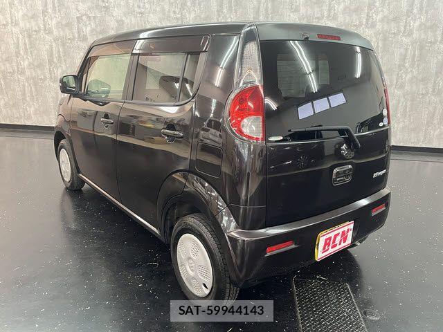 Suzuki MR WAGON 2011-08 7328643-8