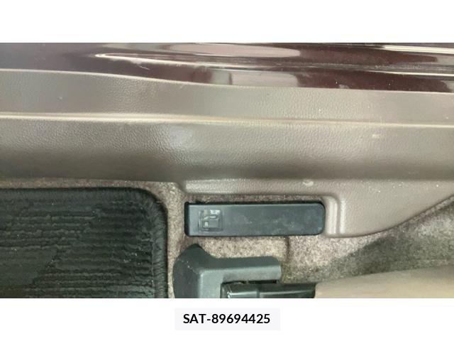 Suzuki MR WAGON 2009-12 7456089-21