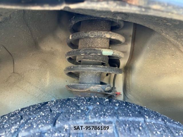 Suzuki MR WAGON 2005-07 7618389-8