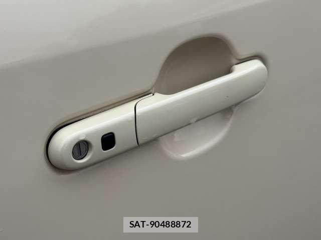 Suzuki MR WAGON 2013-08 8036959-27