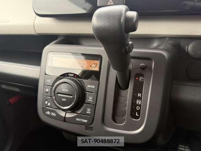 Suzuki MR WAGON 2013-08 8036959-28