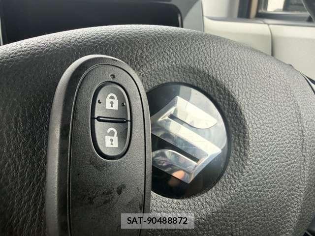 Suzuki MR WAGON 2013-08 8036959-6