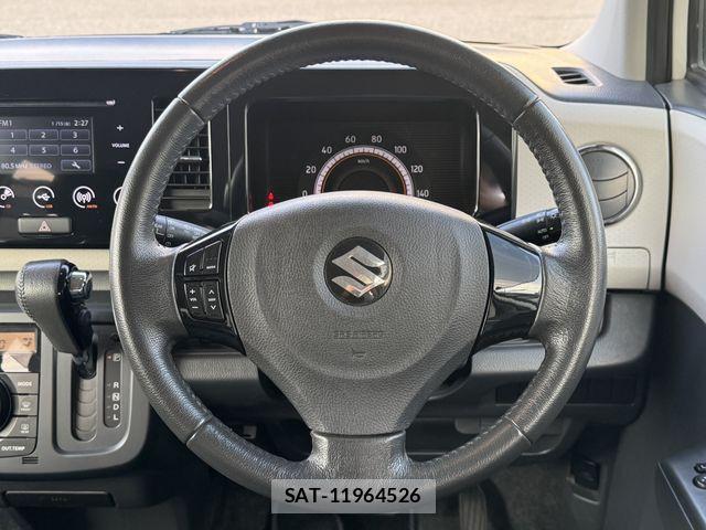 Suzuki MR WAGON 2012-07 8208897-11
