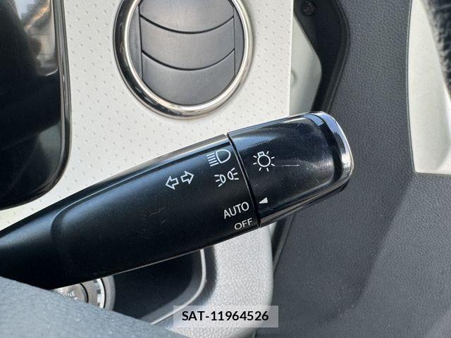 Suzuki MR WAGON 2012-07 8208897-12