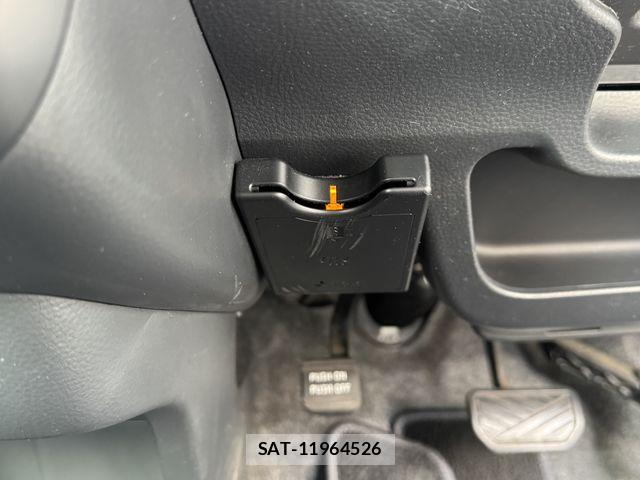 Suzuki MR WAGON 2012-07 8208897-18