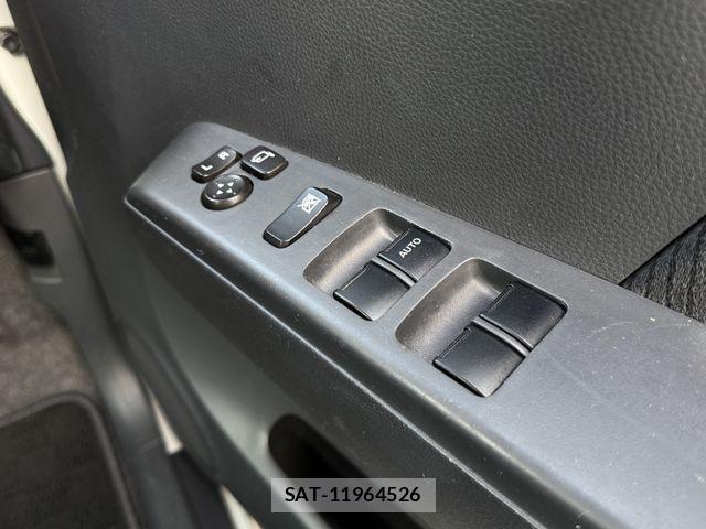 Suzuki MR WAGON 2012-07 8208897-20