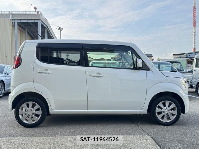 Suzuki MR WAGON 2012-07 8208897-4
