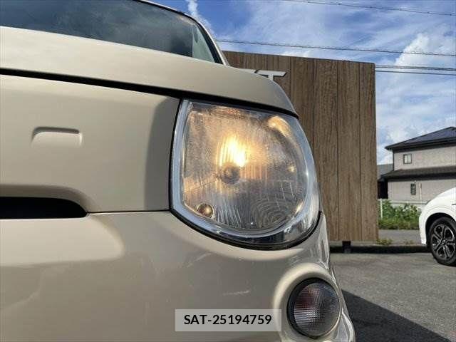 Suzuki MR WAGON 2012-04 8246022-10