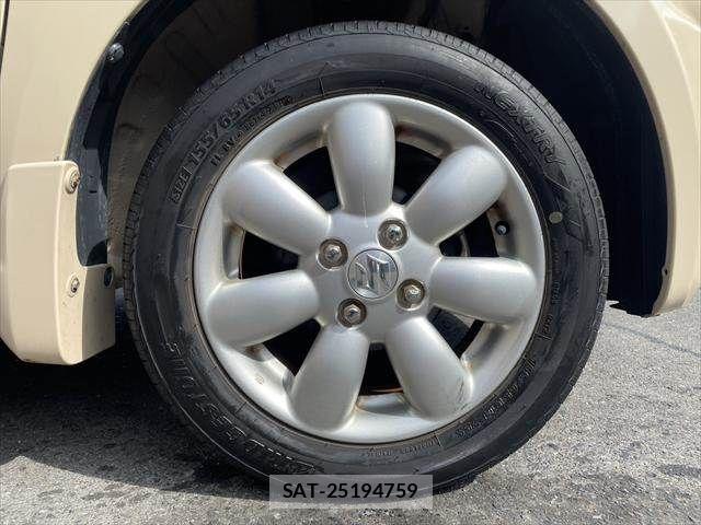 Suzuki MR WAGON 2012-04 8246022-11
