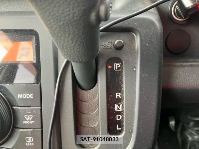 Suzuki MR WAGON 2012-04 8371918-20
