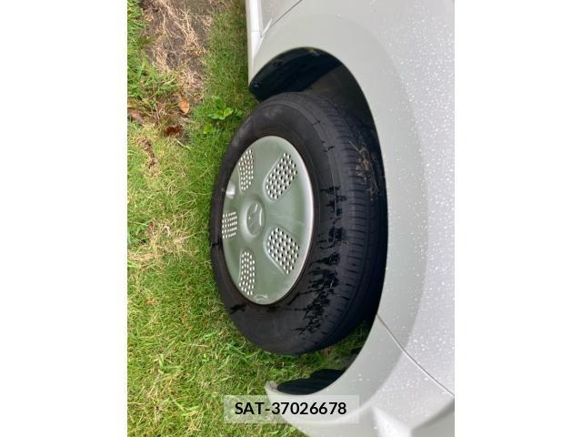 Suzuki MR WAGON 2011-02 8371920-4