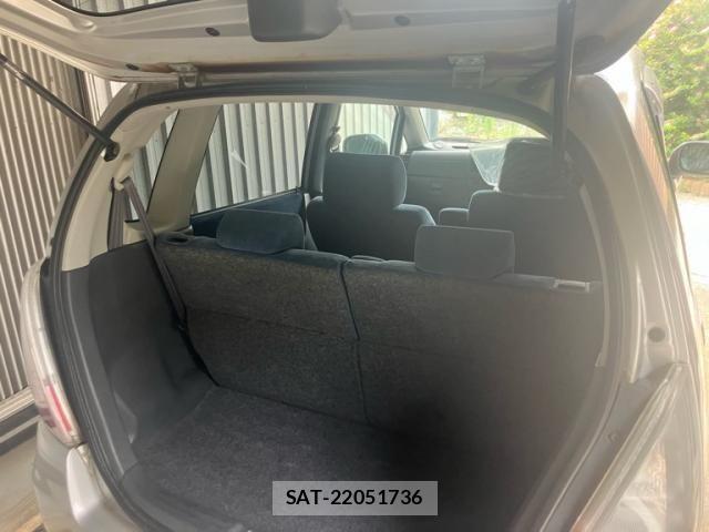 Suzuki MR WAGON 2005-04 8413827-21