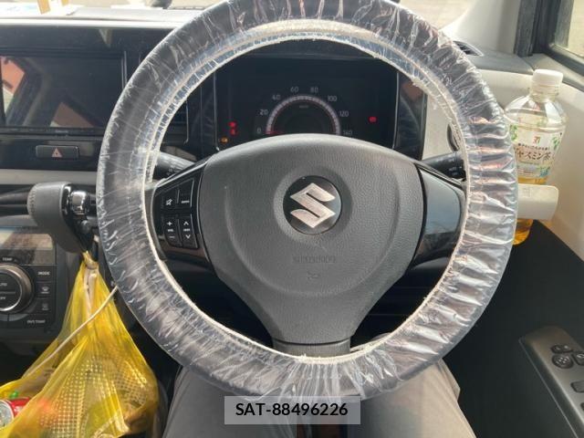 Suzuki MR WAGON 2011-11 8413828-17