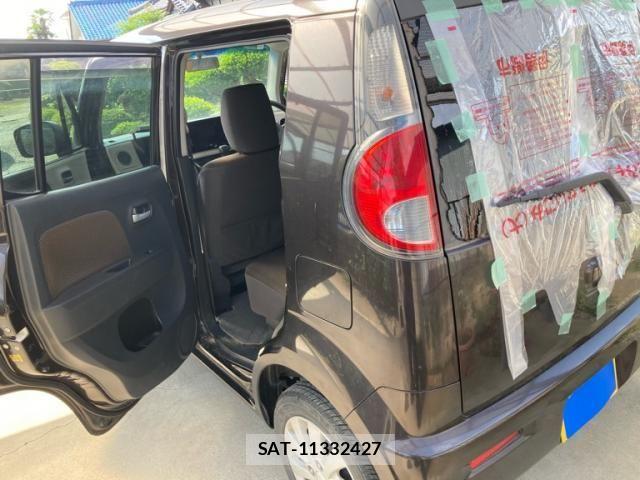 Suzuki MR WAGON 2013-09 8562824-8